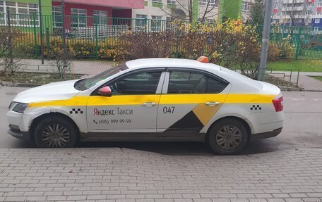 Skoda Octavia, 2018 год, 600 000 рублей, 2 фотография