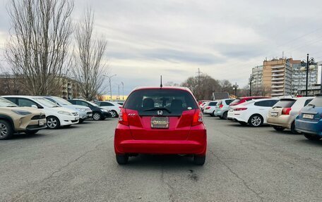 Honda Fit III, 2010 год, 899 999 рублей, 7 фотография