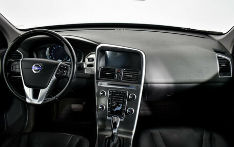 Volvo XC60 II, 2015 год, 1 868 900 рублей, 14 фотография