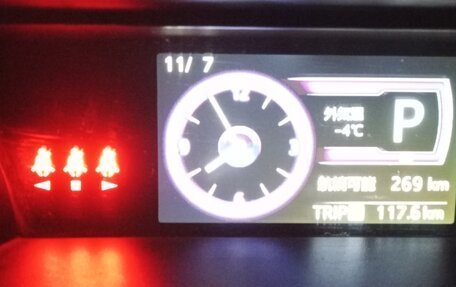 Toyota Roomy I, 2018 год, 1 220 000 рублей, 13 фотография