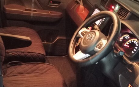 Toyota Roomy I, 2018 год, 1 220 000 рублей, 20 фотография