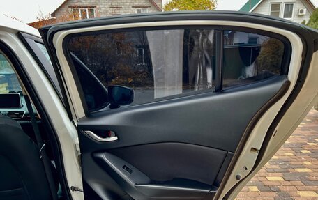 Mazda 3, 2015 год, 1 549 000 рублей, 26 фотография