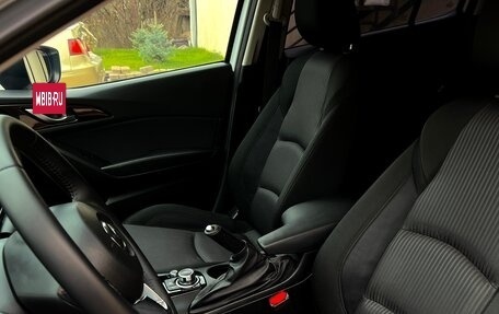 Mazda 3, 2015 год, 1 549 000 рублей, 20 фотография