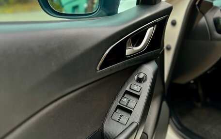 Mazda 3, 2015 год, 1 549 000 рублей, 31 фотография