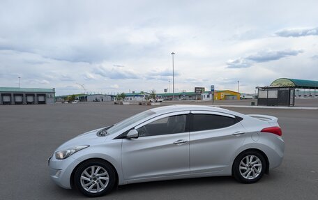 Hyundai Avante, 2010 год, 990 000 рублей, 2 фотография