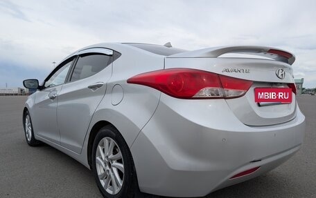 Hyundai Avante, 2010 год, 990 000 рублей, 11 фотография