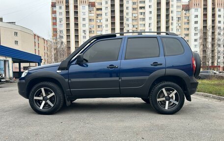 Chevrolet Niva I рестайлинг, 2018 год, 850 000 рублей, 3 фотография