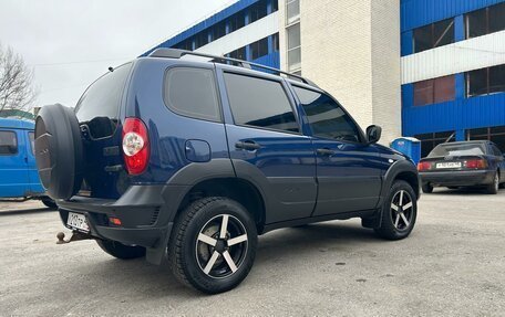 Chevrolet Niva I рестайлинг, 2018 год, 850 000 рублей, 6 фотография