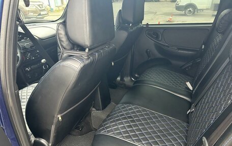 Chevrolet Niva I рестайлинг, 2018 год, 850 000 рублей, 11 фотография