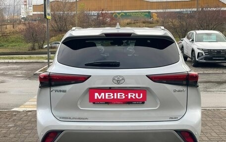 Toyota Highlander, 2025 год, 5 850 000 рублей, 6 фотография