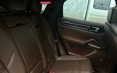 Porsche Cayenne III, 2019 год, 9 000 000 рублей, 11 фотография