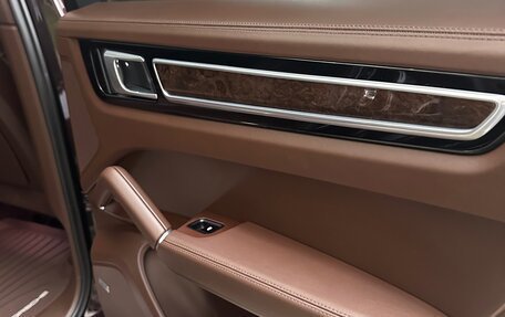 Porsche Cayenne III, 2019 год, 9 000 000 рублей, 13 фотография