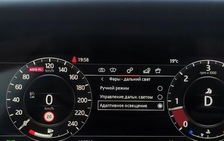 Land Rover Range Rover Velar I, 2017 год, 4 100 000 рублей, 3 фотография