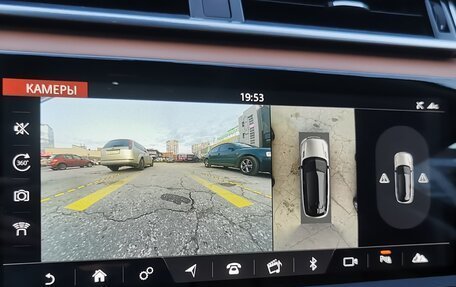 Land Rover Range Rover Velar I, 2017 год, 4 100 000 рублей, 10 фотография