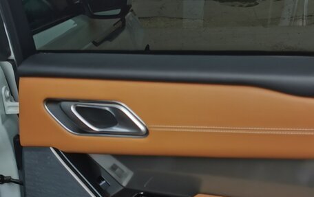 Land Rover Range Rover Velar I, 2017 год, 4 100 000 рублей, 19 фотография