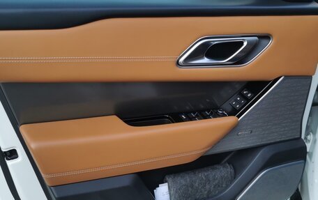 Land Rover Range Rover Velar I, 2017 год, 4 100 000 рублей, 24 фотография