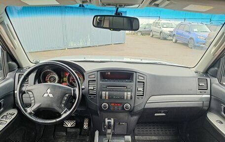 Mitsubishi Pajero IV, 2011 год, 2 019 000 рублей, 14 фотография