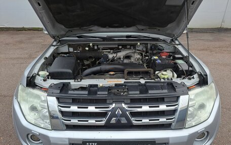 Mitsubishi Pajero IV, 2011 год, 2 019 000 рублей, 9 фотография