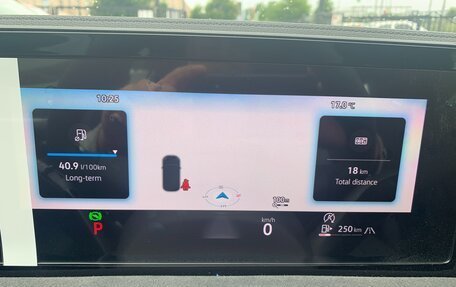 Volkswagen Tiguan, 2025 год, 4 800 000 рублей, 16 фотография