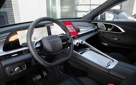 CheryExeed TXL, 2024 год, 3 600 000 рублей, 14 фотография