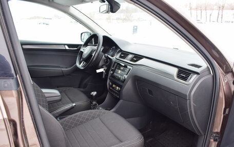 Skoda Rapid I, 2017 год, 937 000 рублей, 22 фотография