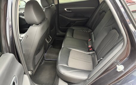 Hyundai Sonata VIII, 2021 год, 2 300 000 рублей, 10 фотография