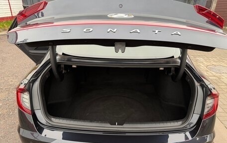 Hyundai Sonata VIII, 2021 год, 2 300 000 рублей, 13 фотография