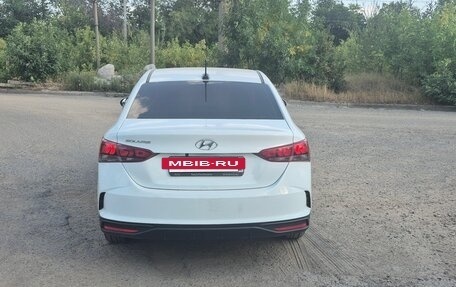 Hyundai Solaris II рестайлинг, 2020 год, 900 000 рублей, 3 фотография