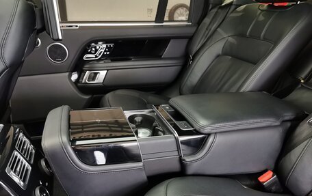 Land Rover Range Rover IV рестайлинг, 2021 год, 9 700 000 рублей, 28 фотография