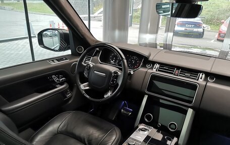 Land Rover Range Rover IV рестайлинг, 2021 год, 9 700 000 рублей, 32 фотография