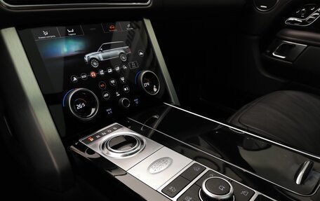 Land Rover Range Rover IV рестайлинг, 2021 год, 9 700 000 рублей, 40 фотография