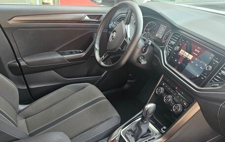 Volkswagen T-Roc I, 2019 год, 2 248 000 рублей, 16 фотография