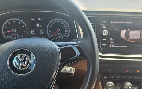 Volkswagen T-Roc I, 2019 год, 2 248 000 рублей, 21 фотография