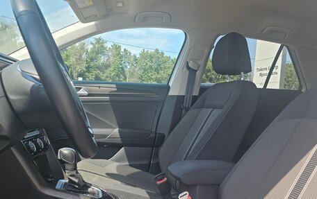 Volkswagen T-Roc I, 2019 год, 2 248 000 рублей, 22 фотография