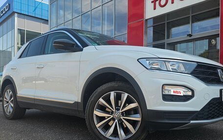 Volkswagen T-Roc I, 2019 год, 2 248 000 рублей, 31 фотография