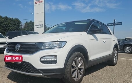 Volkswagen T-Roc I, 2019 год, 2 248 000 рублей, 29 фотография