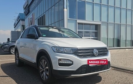 Volkswagen T-Roc I, 2019 год, 2 248 000 рублей, 30 фотография