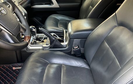 Toyota Land Cruiser 200, 2015 год, 6 000 000 рублей, 19 фотография