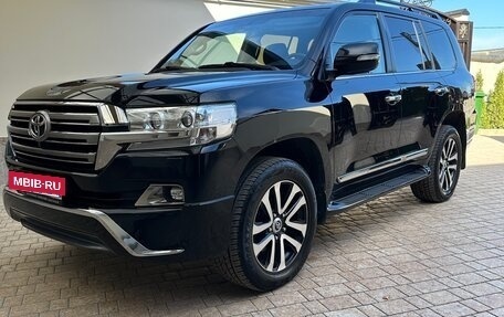 Toyota Land Cruiser 200, 2015 год, 6 000 000 рублей, 16 фотография