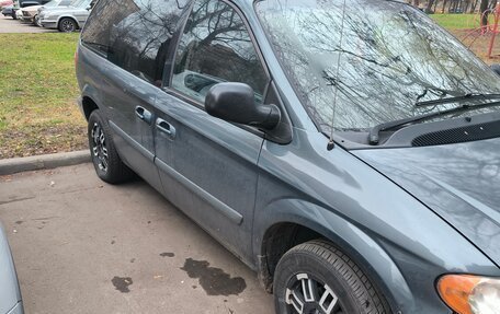 Chrysler Town & Country IV, 2005 год, 480 000 рублей, 2 фотография