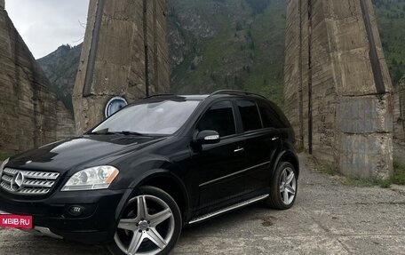 Mercedes-Benz M-Класс, 2005 год, 1 490 000 рублей, 1 фотография