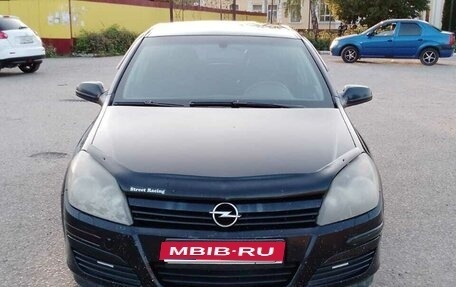 Opel Astra H, 2005 год, 330 000 рублей, 1 фотография