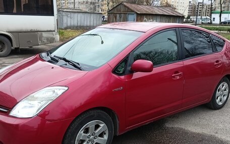 Toyota Prius, 2007 год, 690 000 рублей, 2 фотография