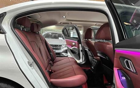 BMW 3 серия, 2022 год, 3 280 000 рублей, 10 фотография