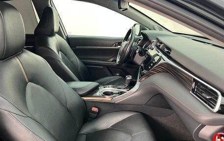 Toyota Camry, 2020 год, 2 950 000 рублей, 14 фотография