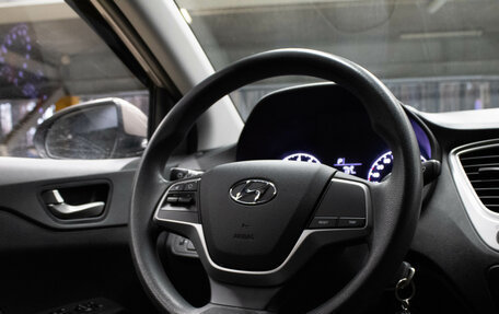 Hyundai Solaris II рестайлинг, 2019 год, 1 499 000 рублей, 6 фотография