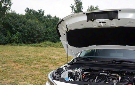 Honda Vezel, 2025 год, 2 279 001 рублей, 9 фотография