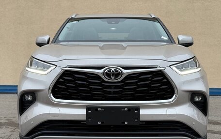 Toyota Highlander, 2025 год, 5 850 000 рублей, 2 фотография