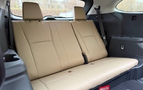 Toyota Highlander, 2025 год, 5 850 000 рублей, 22 фотография