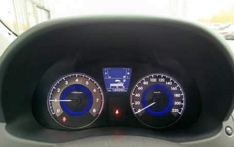 Hyundai Solaris II рестайлинг, 2012 год, 624 000 рублей, 13 фотография